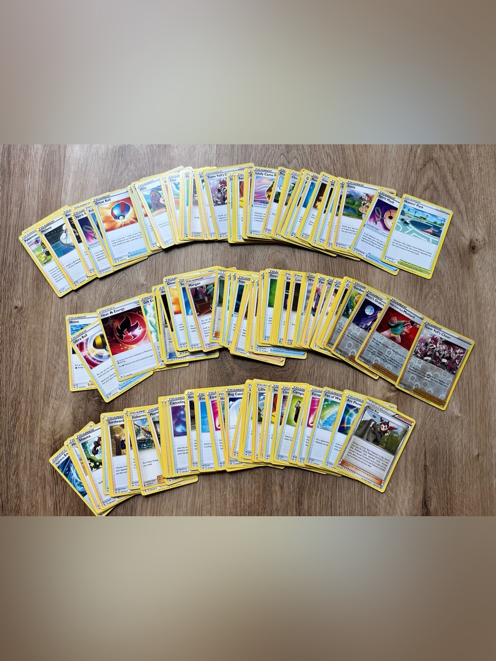 Pokemon Trainer Card Lot - some energy cards too.